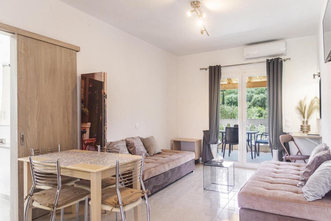 Aparthotel Olive Grove à Kávos Extérieur photo